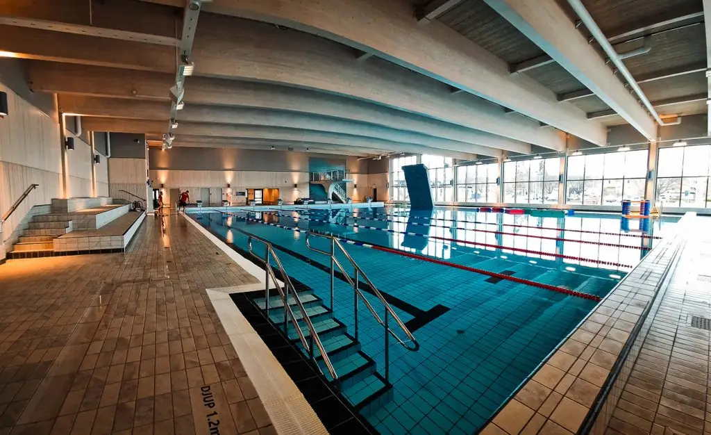 Ekerö Badhus