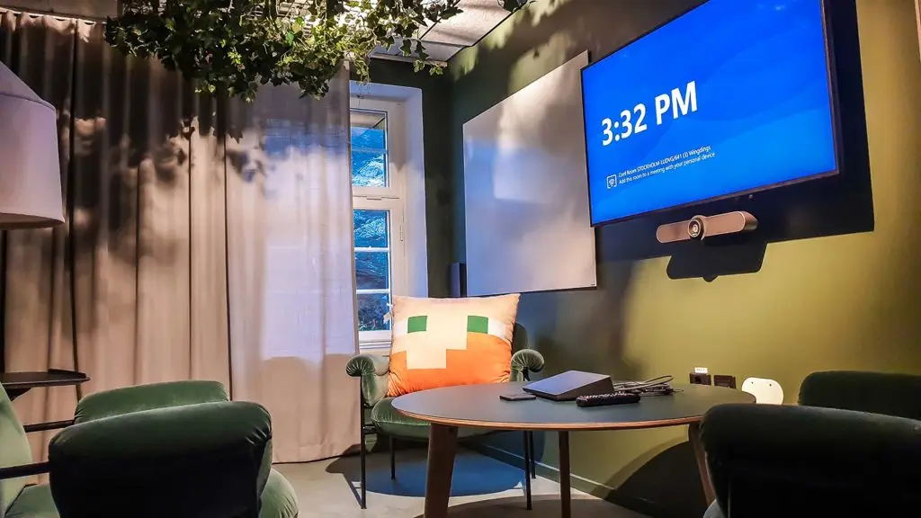 Microsoft Teams Room - Mojang